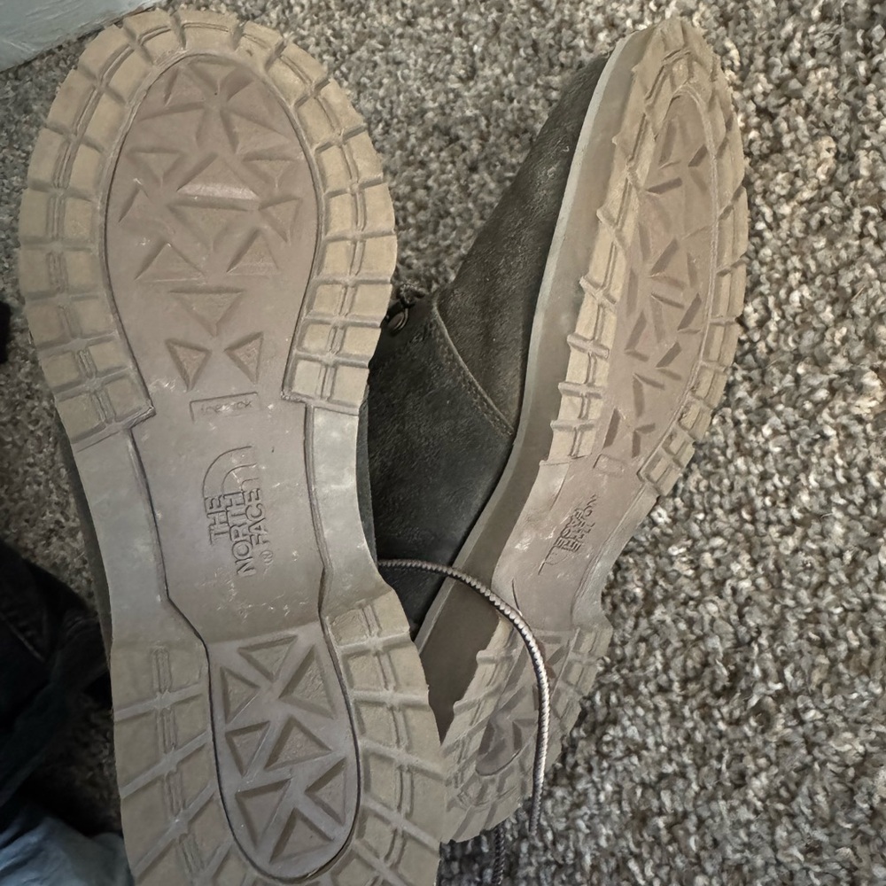 The North Face Charcoal Lace-Up Boots - Picture 4 of 6